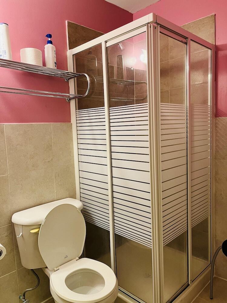Hotel St Lawrence Residences And Suites
