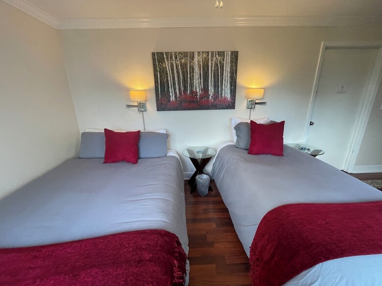 Arctic Fox Inn