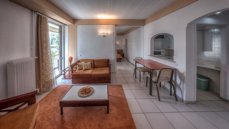 Aparthotel Zina Hotel Apartments