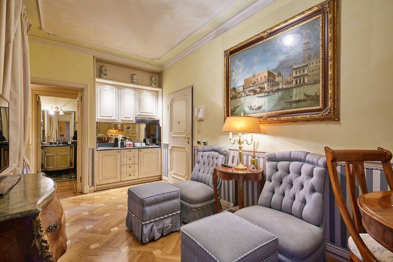Petit Palais Hotel De Charme