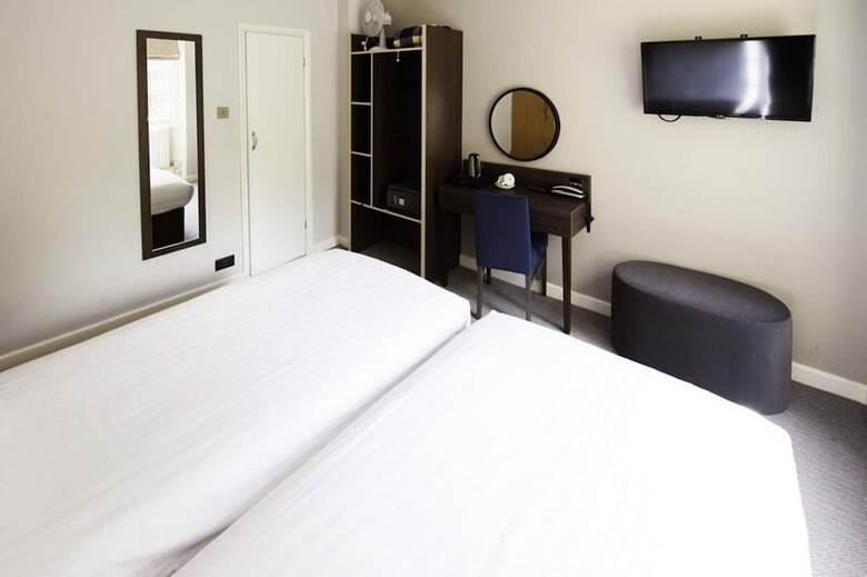 Garden Court Hotel