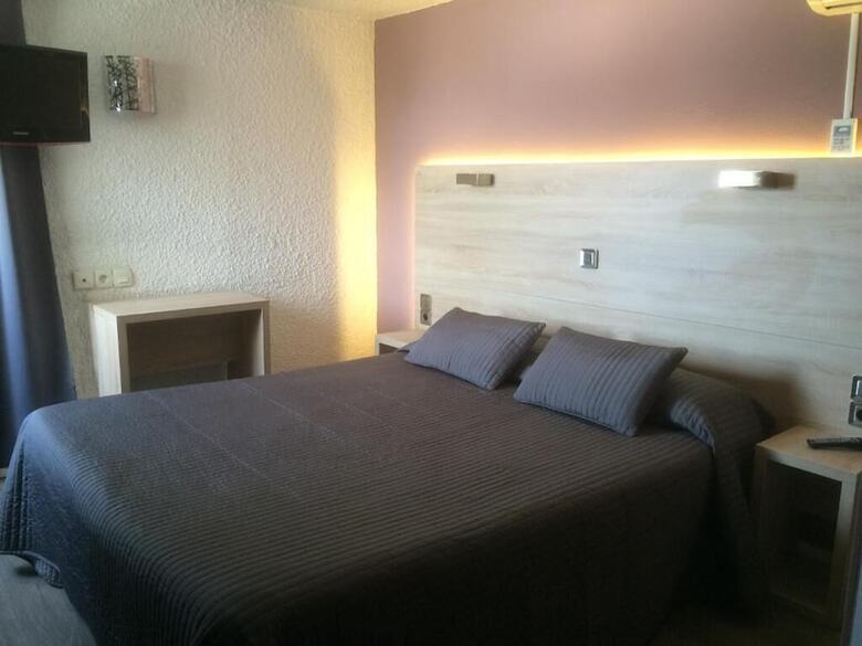 Hotel Les Tourrades