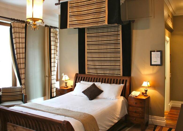 Jackson Court Hotel