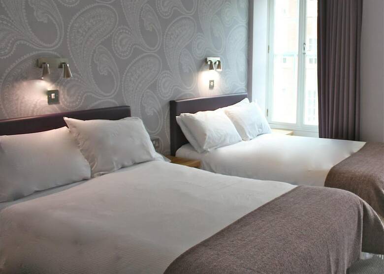Jackson Court Hotel