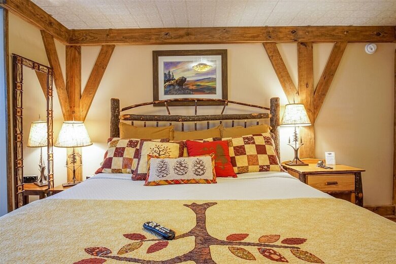 Hotel Hemlock Inn