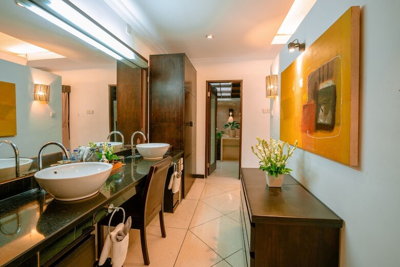 The Maya Seminyak Villas