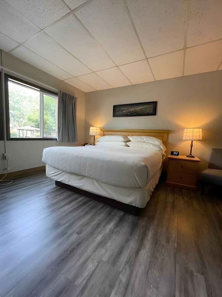Hotel Boulder Twin Lakes Inn