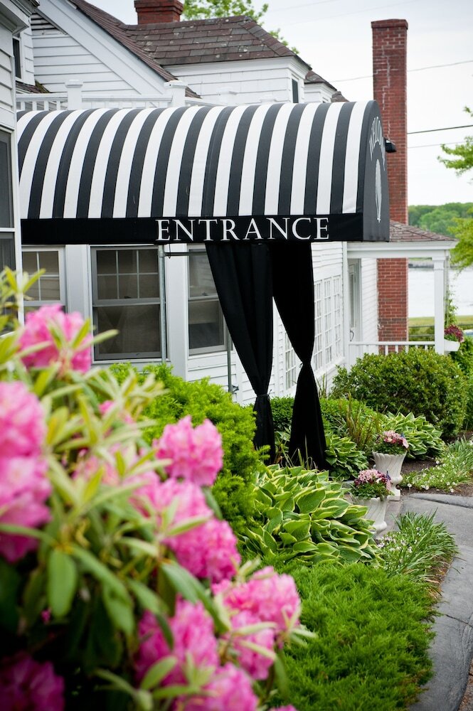 Hotel York Harbor Inn