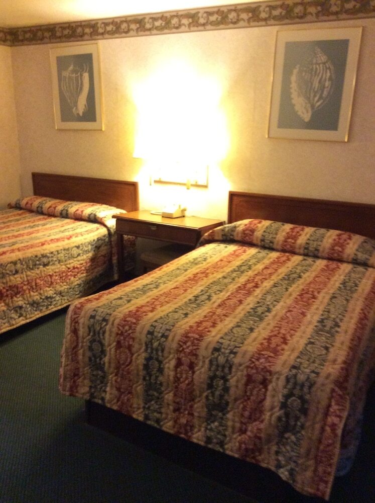 Tidewater Motel