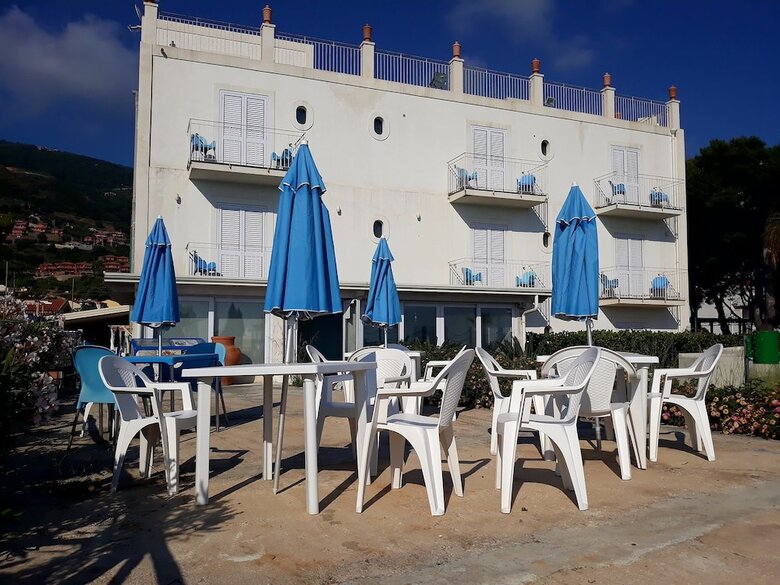 Hotel Yachting Club Mare