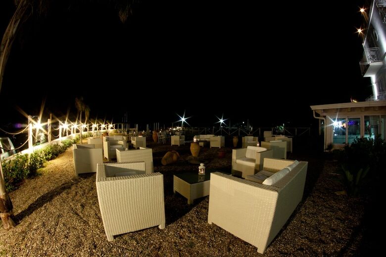 Hotel Yachting Club Mare