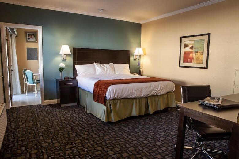 Motel Marinwood Inn & Suites
