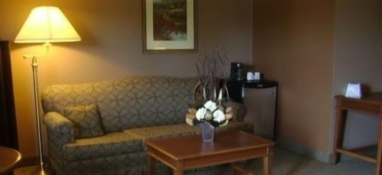 Hotel Talbot Trail Inn & Suites