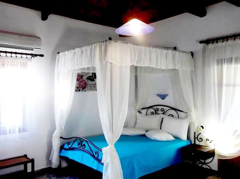 Artemis Bungalows