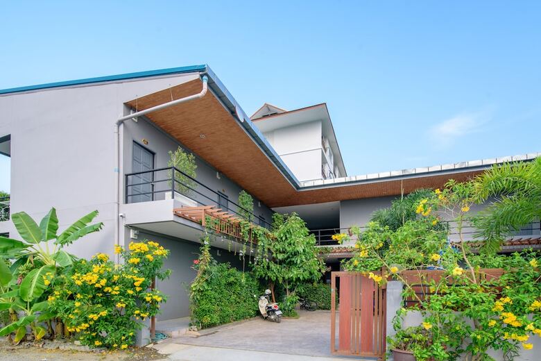 Samsha Guesthouse