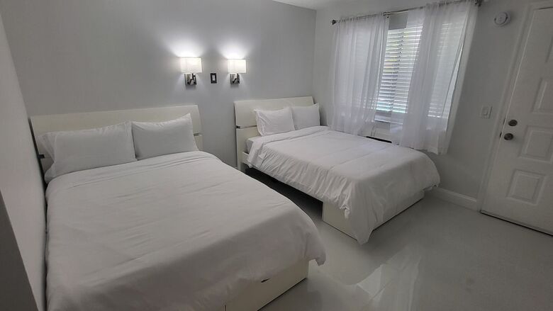 Motel Palm Breeze Hotel