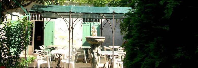 Au St Roch Hotel Et Jardin