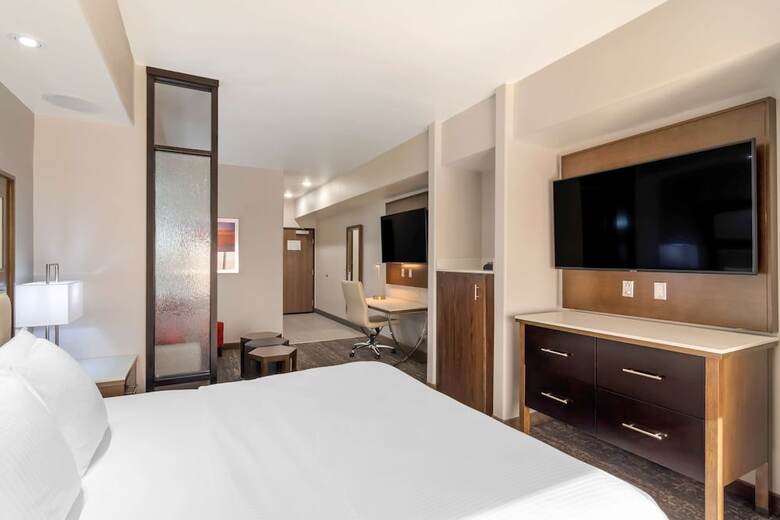 Hotel Best Western Premier Liberty Inn & Suites