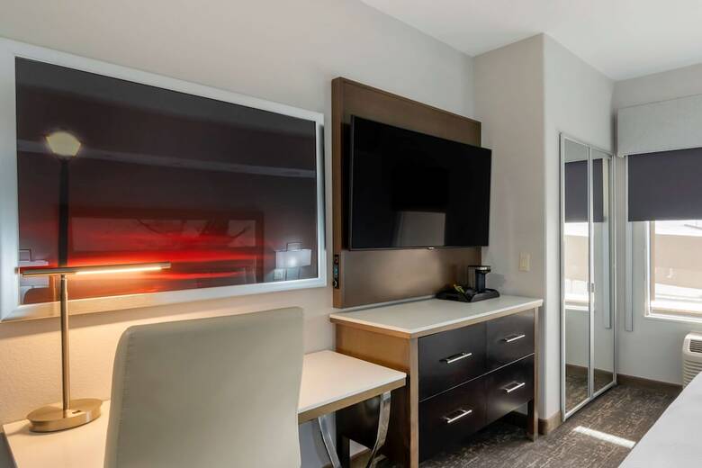 Hotel Best Western Premier Liberty Inn & Suites