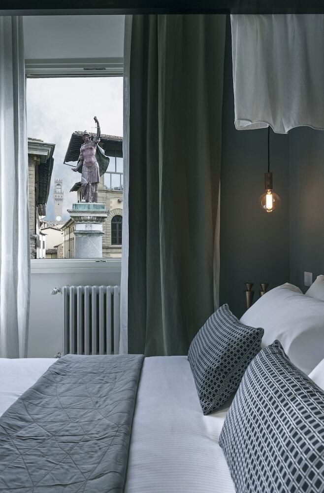 Bed & Breakfast Tornabuoni Place