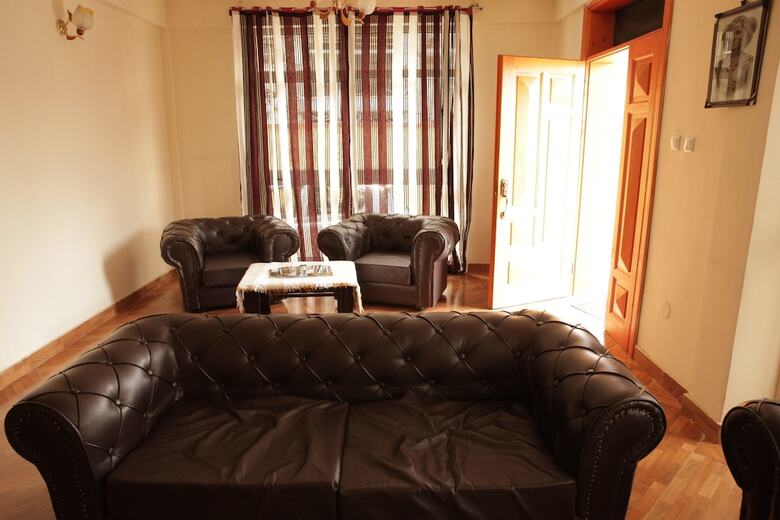 251 Budget Guest House