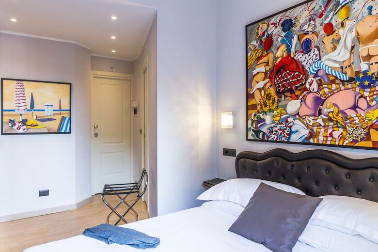 Aiello Rooms