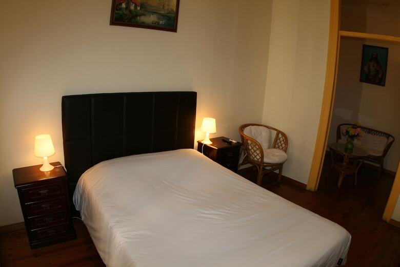 Mana Guest House