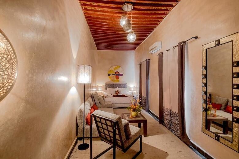 Riad Salam 40