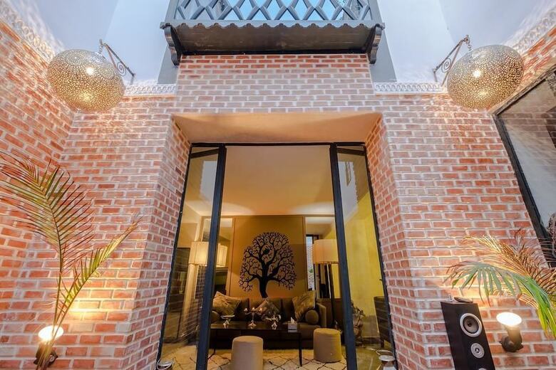Riad Salam 40