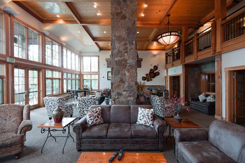 Aparthotel Grand Timber Lodge