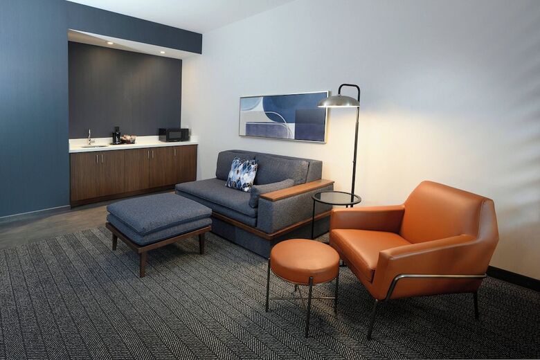 Hotel Courtyard By Marriott Charlotte Waverly