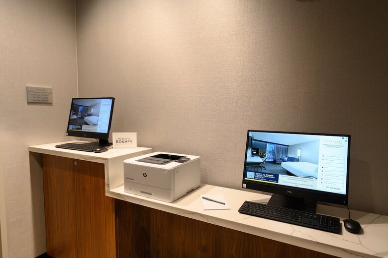 Hotel Courtyard By Marriott Charlotte Waverly