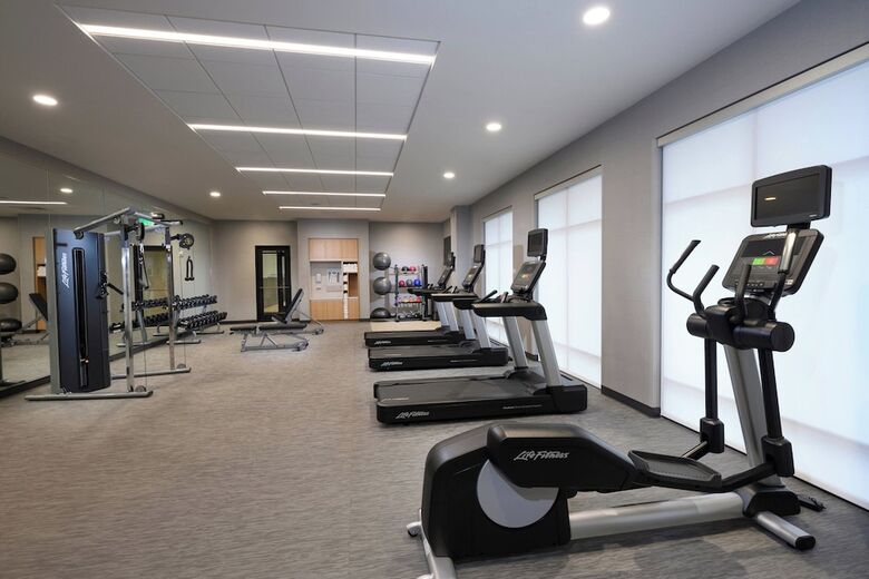 Hotel Courtyard By Marriott Charlotte Waverly