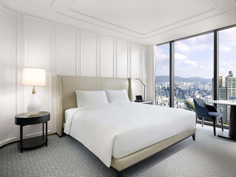Sofitel Ambassador Seoul Hotel & Serviced Residences