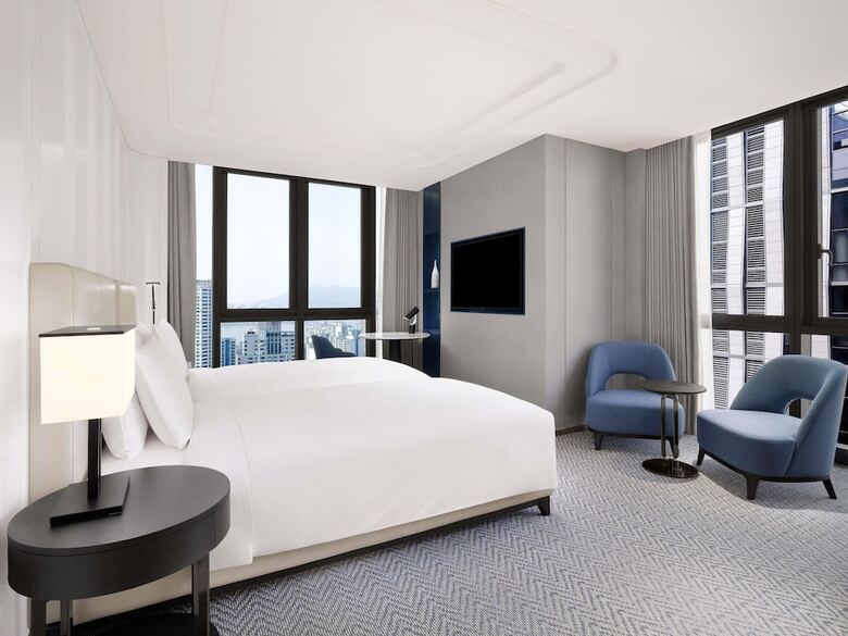 Sofitel Ambassador Seoul Hotel & Serviced Residences