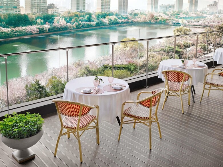 Sofitel Ambassador Seoul Hotel & Serviced Residences