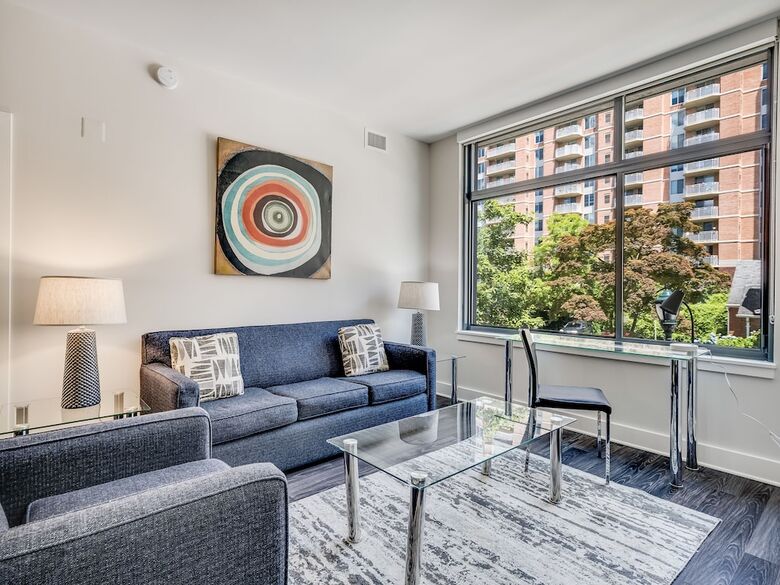 Aparthotel Global Luxury Suites At Bethesda Metro