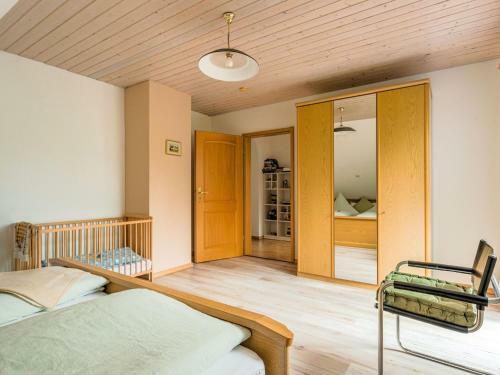 Cozy Apartment In Marktrodach With Sauna