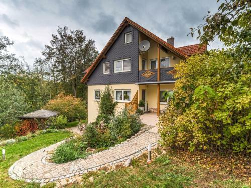 Cozy Apartment In Marktrodach With Sauna