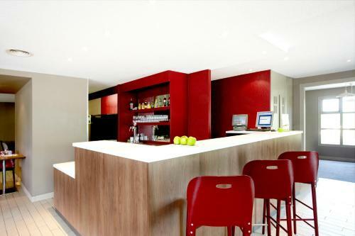 Hotel Campanile Grasse - Ch�teauneuf