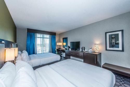 Hotel Holiday Inn Express And Suites North Charleston
