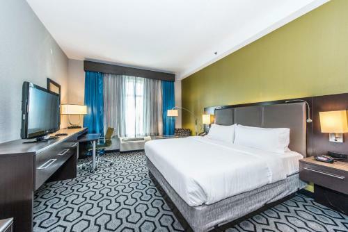 Hotel Holiday Inn Express And Suites North Charleston