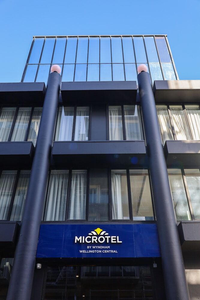 Hotel Microtel By Wyndham Wellington