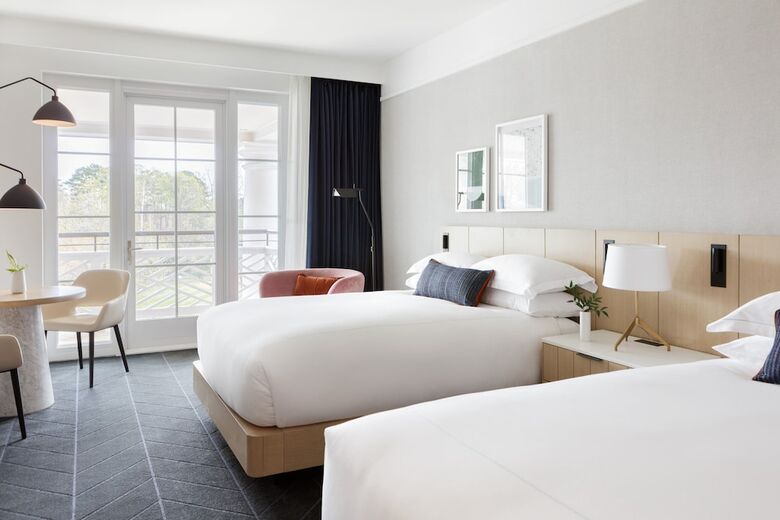 Kimpton The Forum Hotel By Ihg
