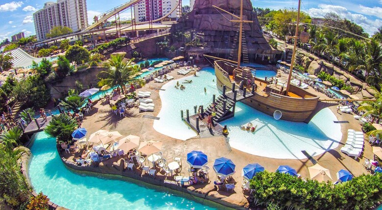 Apartamentos Diroma Resort Com Um Dia No Acqua Park