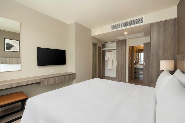 Hotel Staybridge Suites Bangkok Sukhumvit By Ihg
