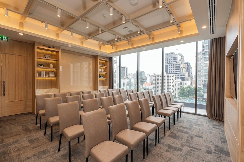 Hotel Staybridge Suites Bangkok Sukhumvit By Ihg