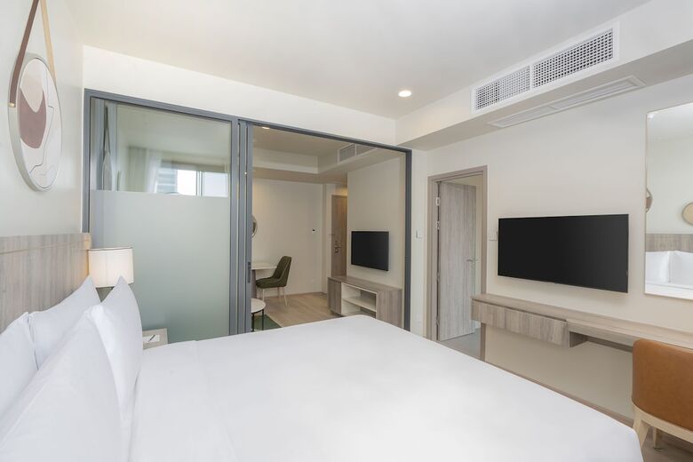 Hotel Staybridge Suites Bangkok Sukhumvit By Ihg