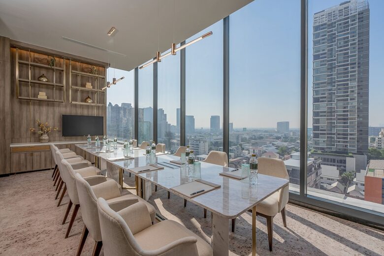 Hotel Staybridge Suites Bangkok Sukhumvit By Ihg
