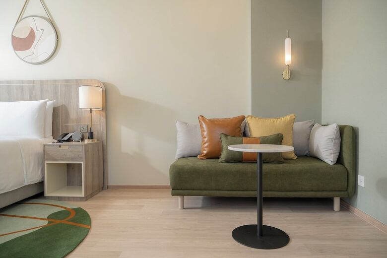 Hotel Staybridge Suites Bangkok Sukhumvit By Ihg
